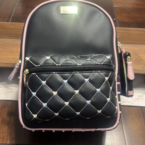 Brand new Juicy Couture with coin purse - Picture 9 of 12